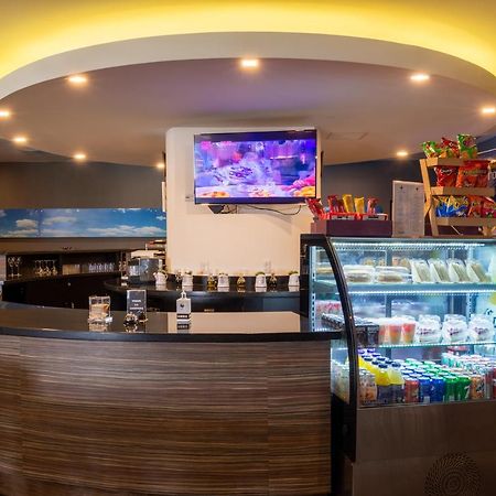格罗蓬特酒店 - 穆尔扎 莱昂 外观 照片