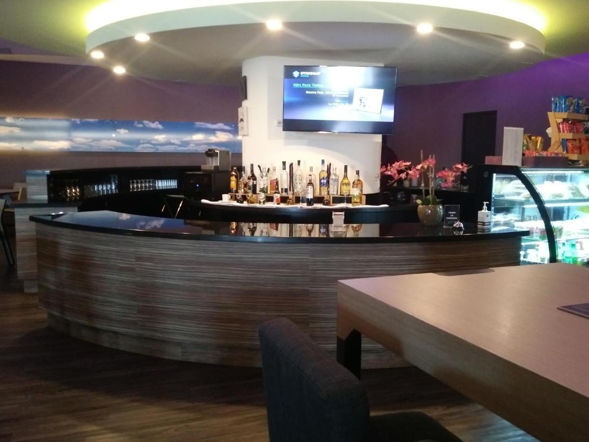 格罗蓬特酒店 - 穆尔扎 莱昂 外观 照片